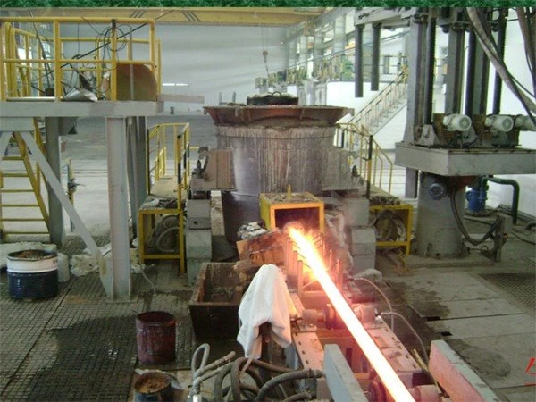 Rozsdamentes acél vízszintes öntés